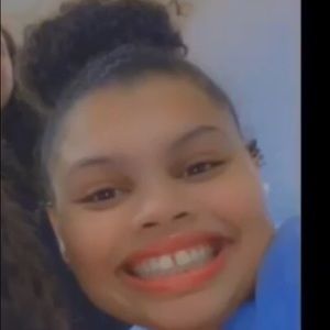 Meet your Posher, Anabelle